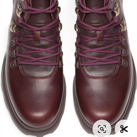 Camper lace up mia boots. Dark maroon, fantastic tread. - Picture 8 of 8